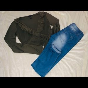Green mini top with long sleeve and blue  jeans